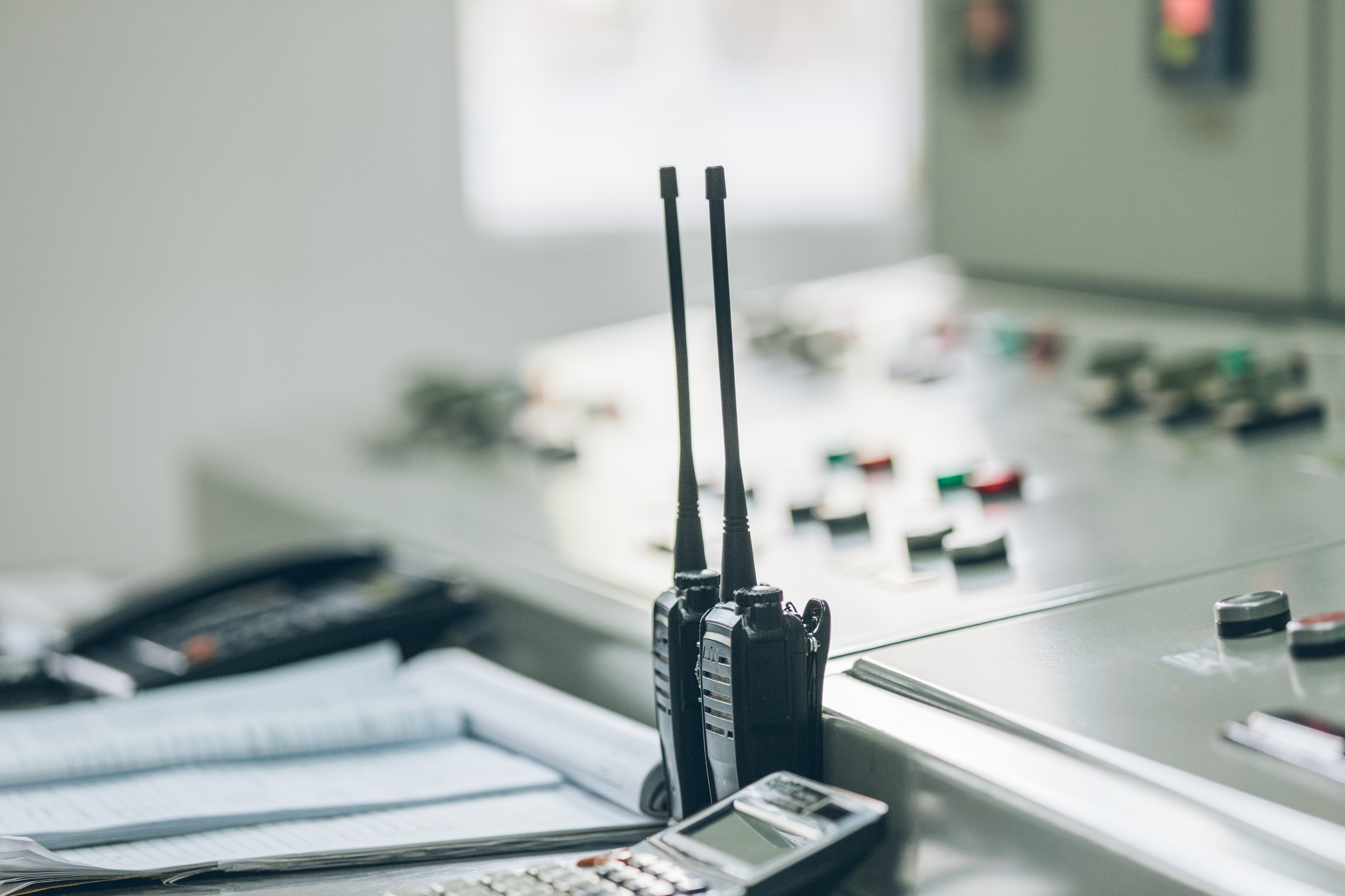 AEIK Telecommunications — IP-PBX, two-way radio and unified communications
